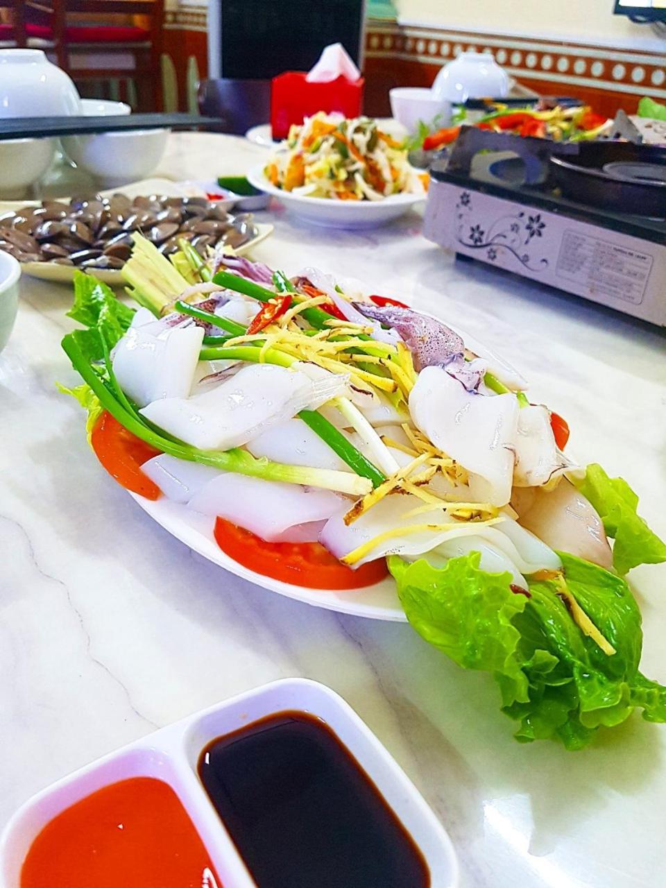 Nha Nghi Viet Khanh Ha Long Zewnętrze zdjęcie